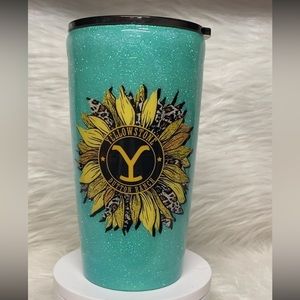 20oz glitter epoxy tumbler.